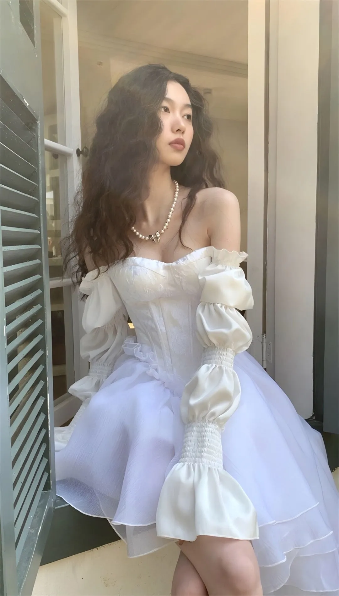 Flytonn- White Marie Sleeves Asymmetric Layered Lolita Dress