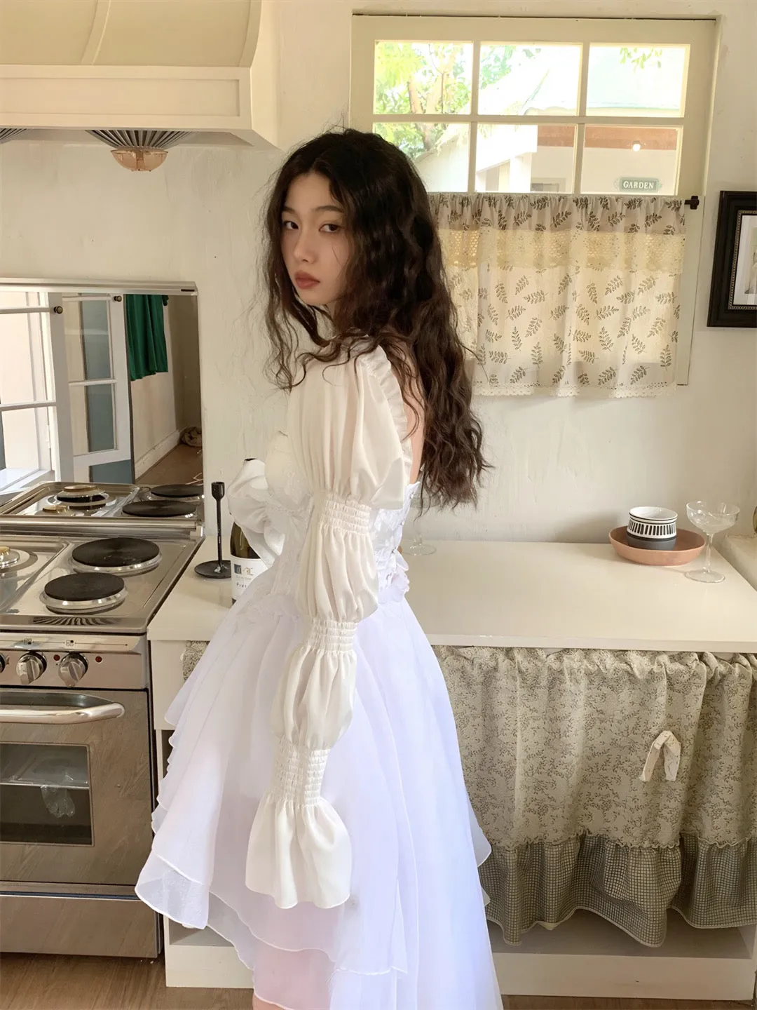 Flytonn- White Marie Sleeves Asymmetric Layered Lolita Dress