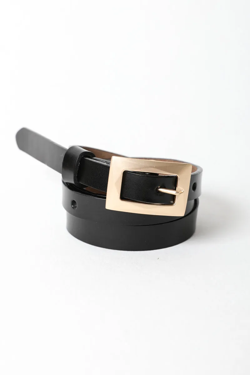 Gold Buckle Skinny Belt – Chic and Elegant