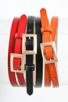Gold Buckle Skinny Belt – Chic and Elegant