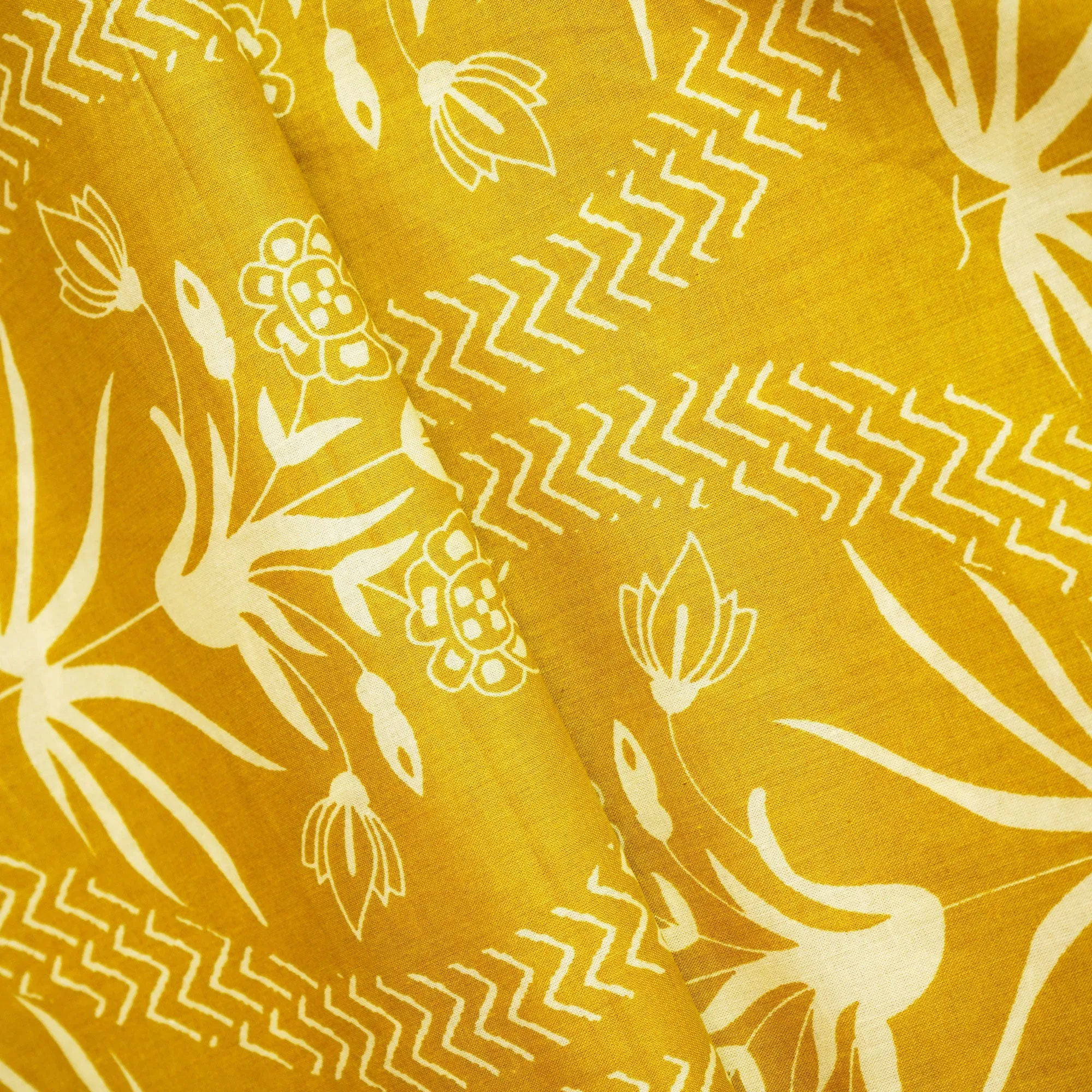 Green Abstract Print Cotton Fabric MFL-23725