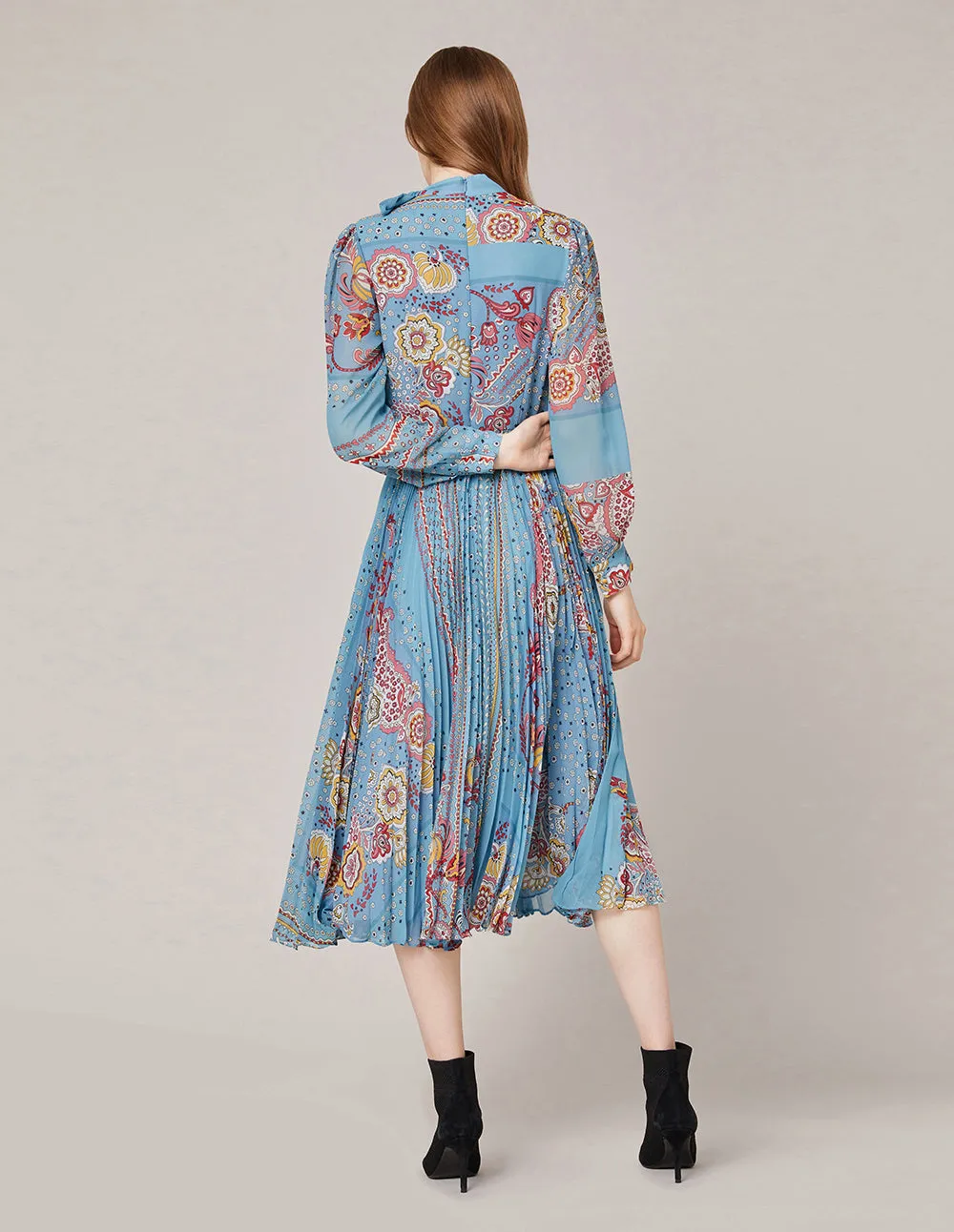 MARYLING Georgette Artistic Print V-Neck Pleated Midi Dress