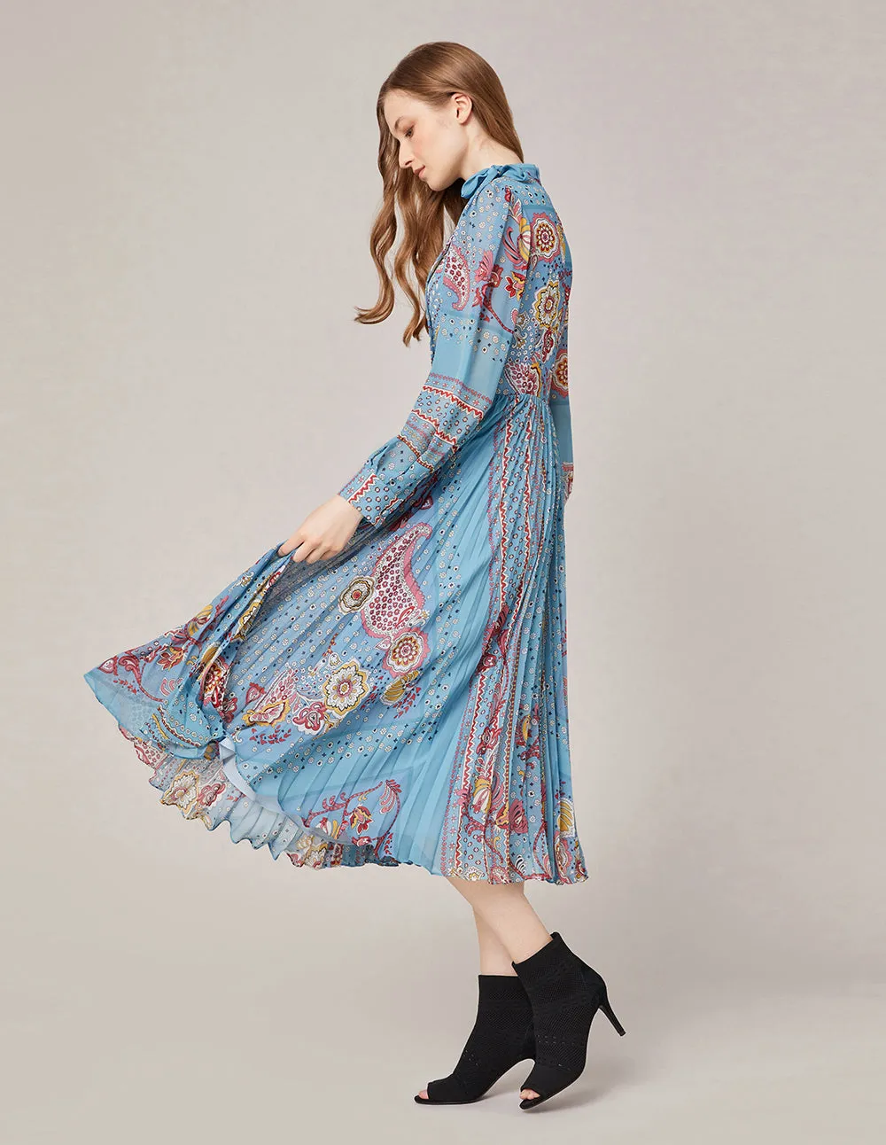 MARYLING Georgette Artistic Print V-Neck Pleated Midi Dress