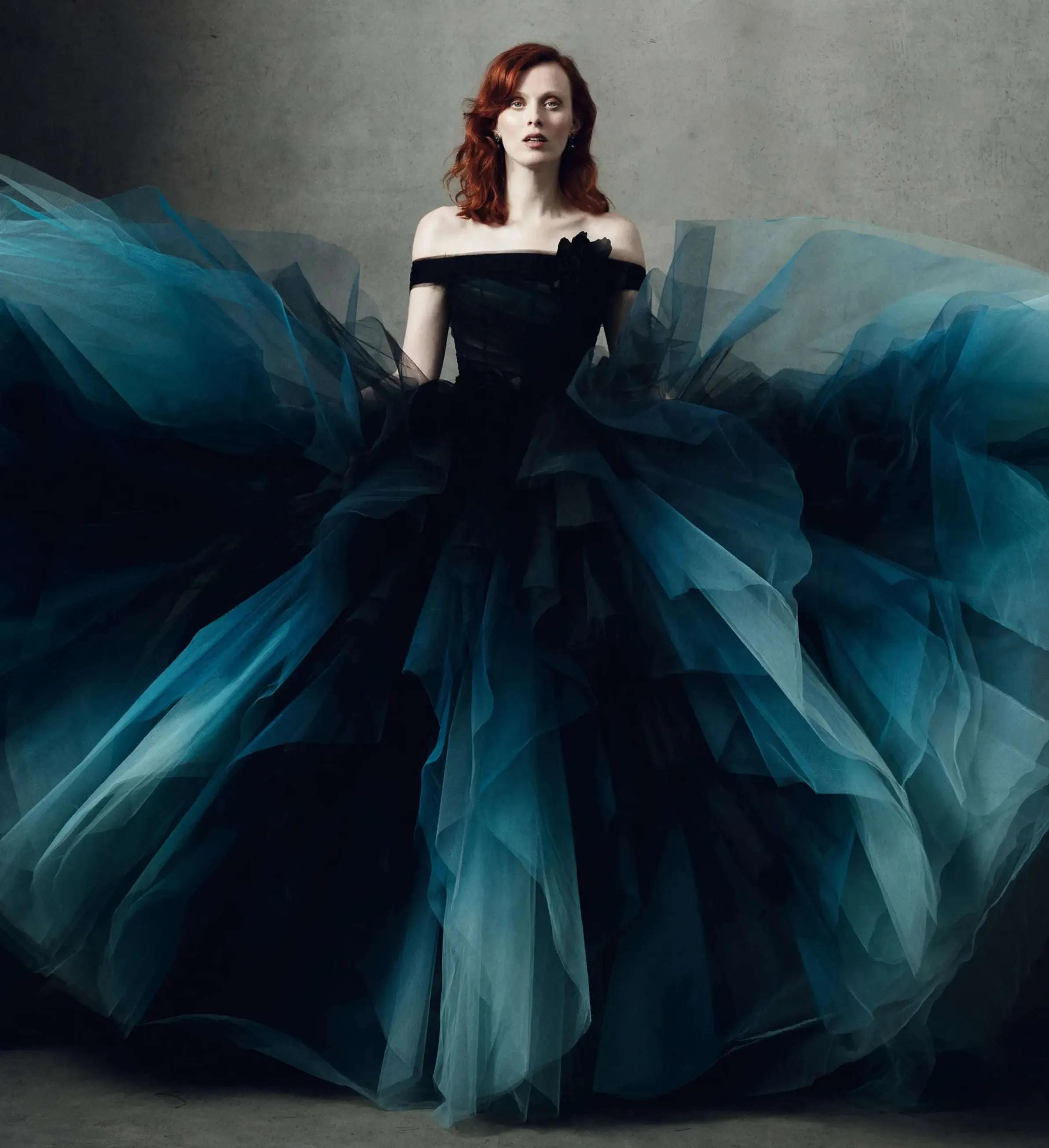 Women's Dark Blue Ombre Tulle Sleeveless Layered Fantasy Evening Ball Gown